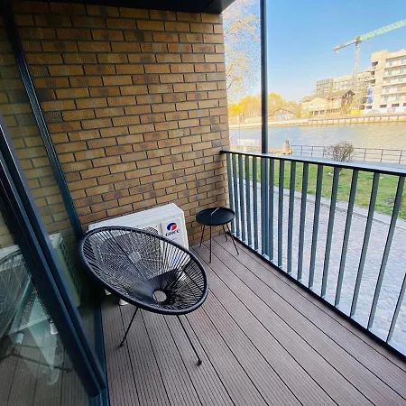 S&s Chlebova Z Widokiem Na Rzeke Motlawe, Stare Apartamento *