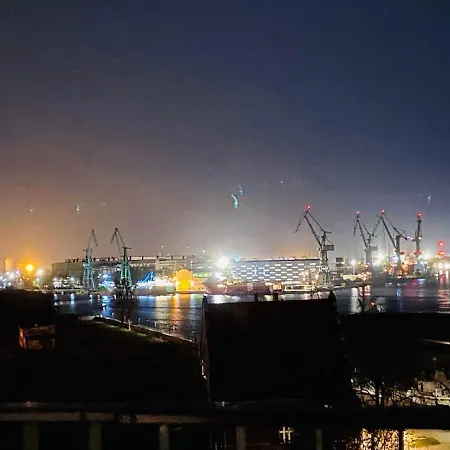 S&s Chlebova Z Widokiem Na Rzeke Motlawe, Stare * Danzig