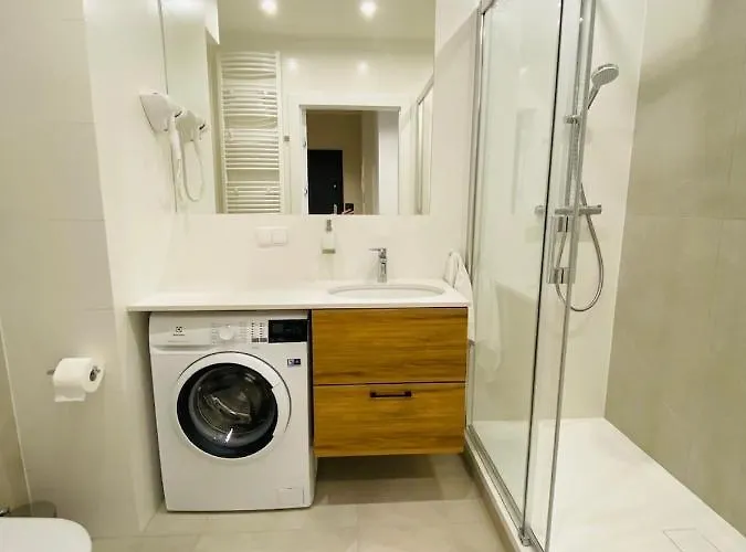 S&s Chlebova Z Widokiem Na Rzeke Motlawe, Stare Gdaňsk