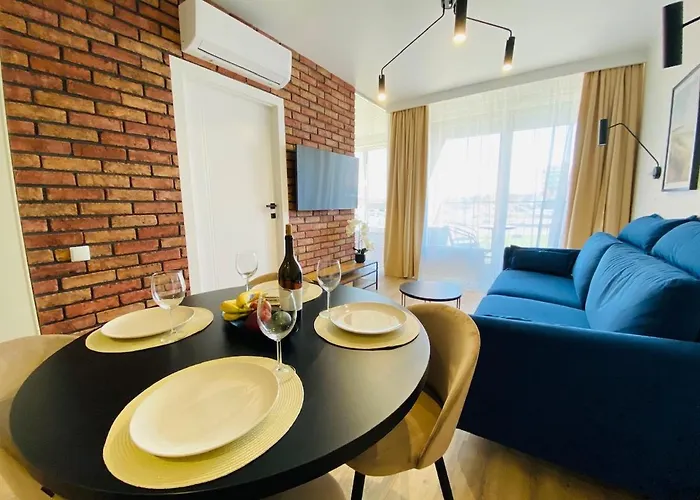 S&s Chlebova Z Widokiem Na Rzeke Motlawe, Stare *