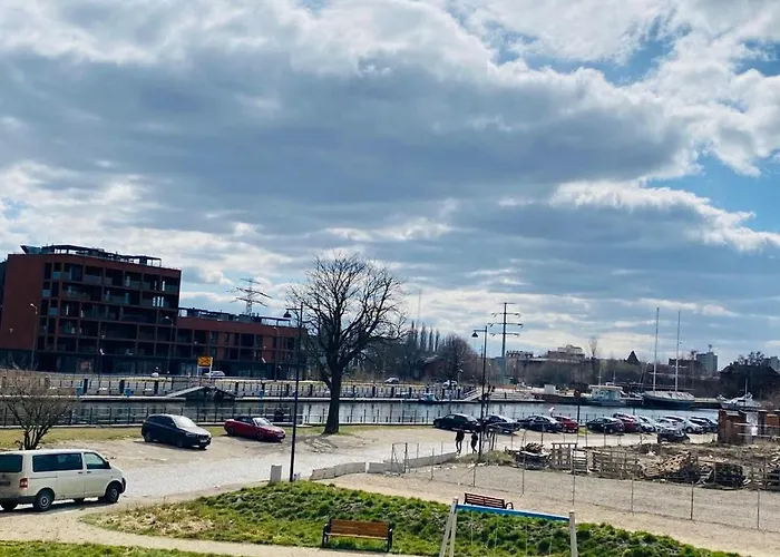 S&s Chlebova Z Widokiem Na Rzeke Motlawe, Stare * Gdaňsk